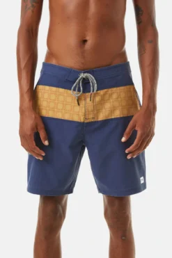 Katin Adam Trunk: Navy 8 Katin Adam Trunk: Navy -Clothing Store Katin Adams Trunk Navy 10 1200x 90359.1648649879