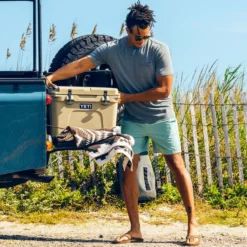 Free Fly Breeze Short - 6": Green Haze -Clothing Store M BreezeShorts 6in Lifestyle 1 31233.1646081520