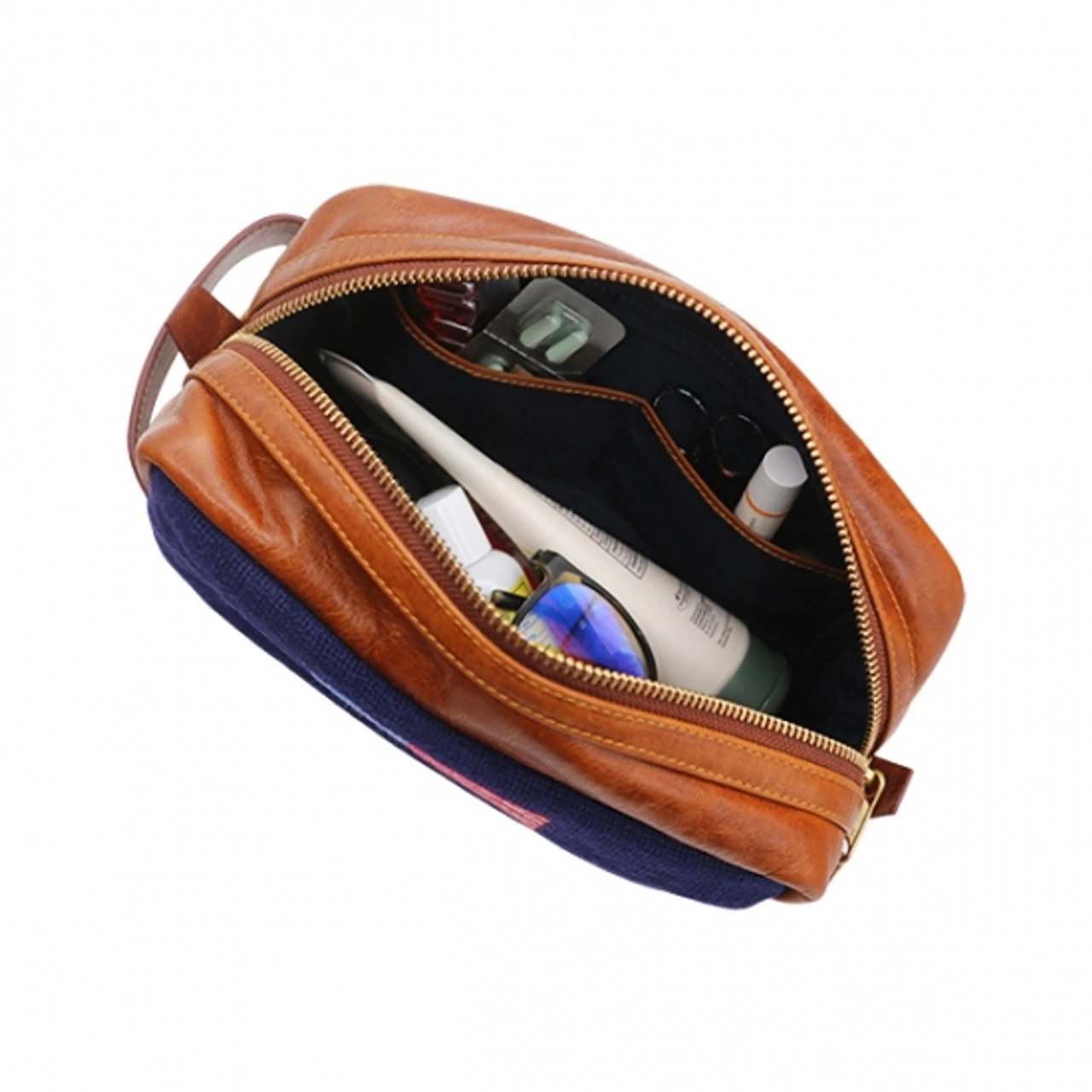 Smathers And Branson Needlepoint Toiletry Bag: Arnold Palmer 2 Smathers And Branson Needlepoint Toiletry Bag: Arnold Palmer - Image 2