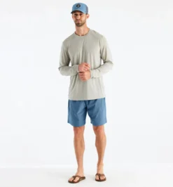 Free Fly Men's Breeze Short – 8": Pacific Blue -Clothing Store breeze short 8in pacific blue men 3 35702.1680119182