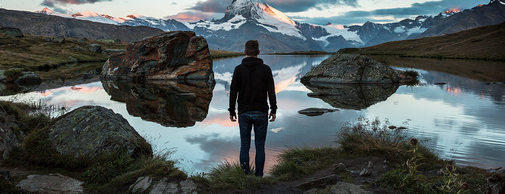 Clothing Store 1 Clothing Store -Clothing Store photo 1491554150239 a9062e24de5c